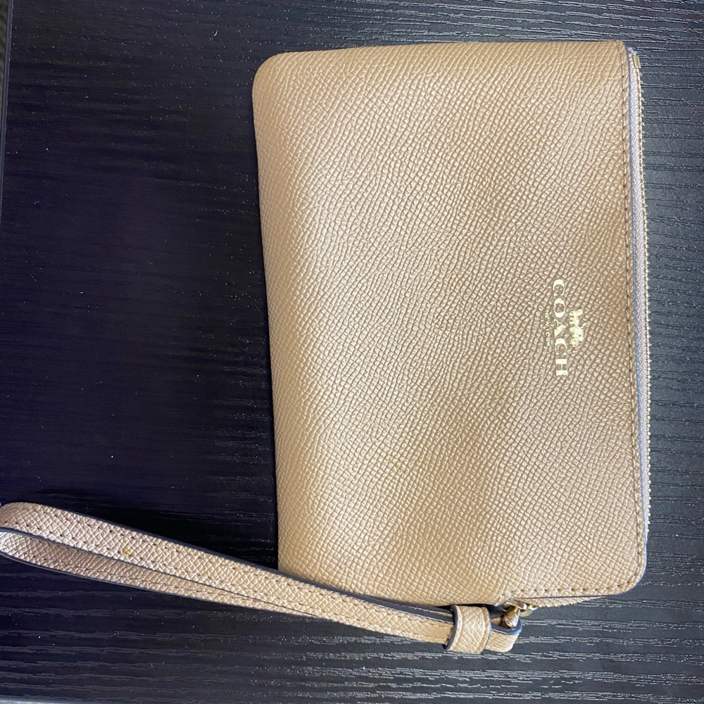 Authentic Coach wristlet